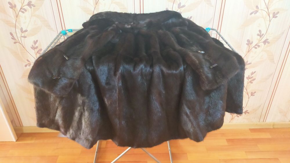 Продам шубу из норки