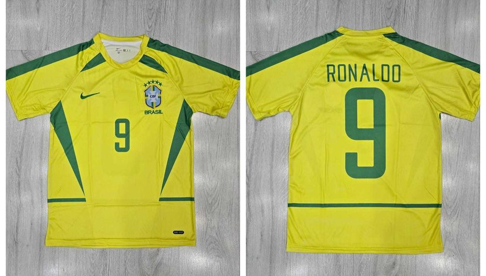 Футболни тениски