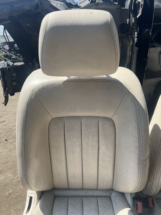 Кожен салон седалки Mercedes ClS W218 Benz Мерцедес н 397 електрически