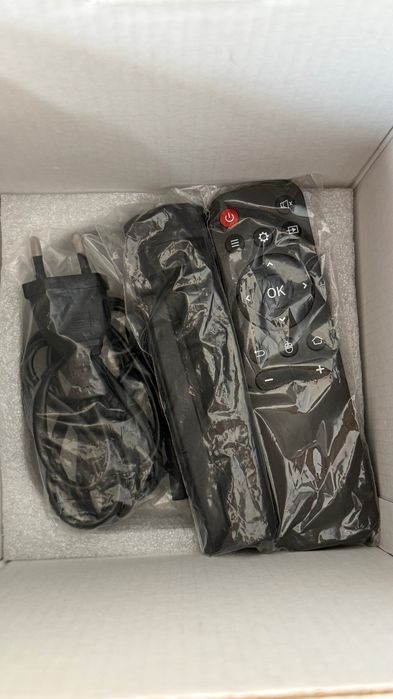 Projector 5G Model:S10