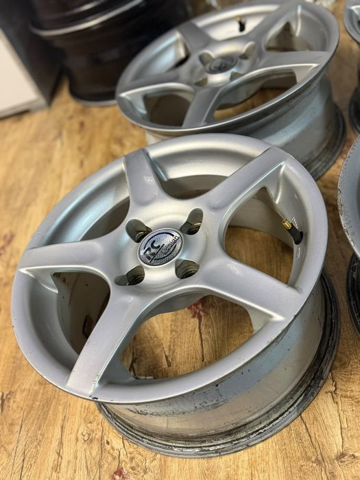 JANTE RC Design R15 –4x100 Dacia
