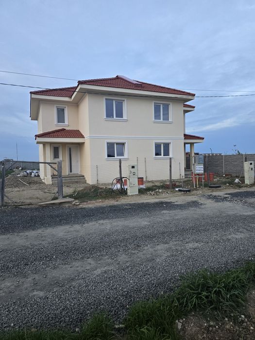 Vand casa in comuna giroc Proprietar