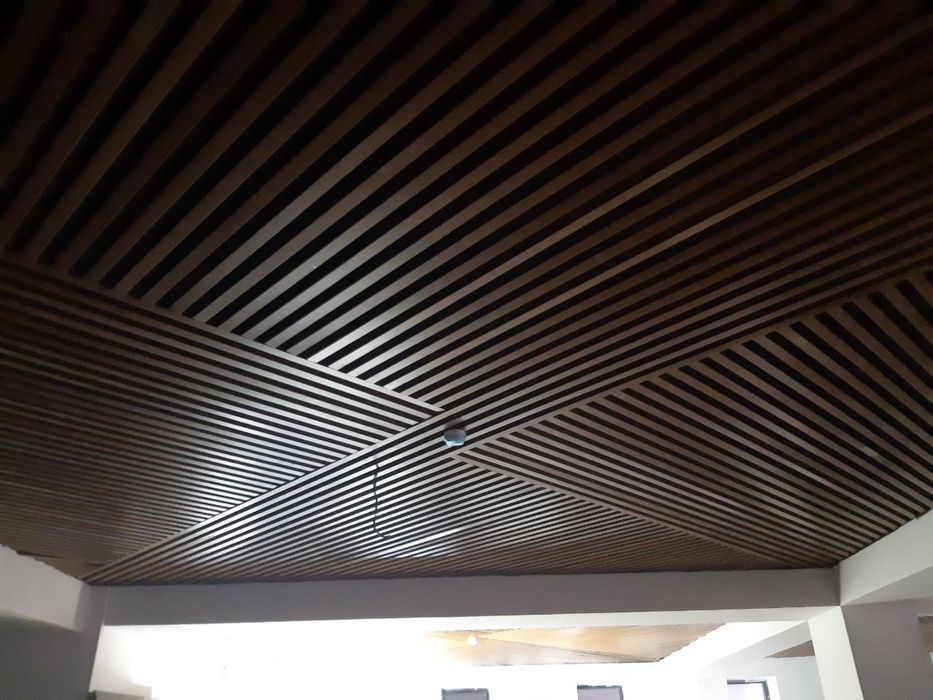 Реечный потолок рейка потолок reyka рейки грилято сетка потолок (1)