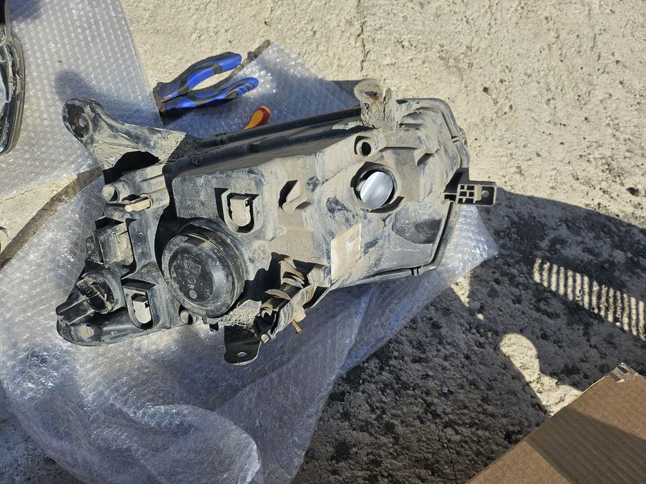 Фары логан 2  .  2 шт