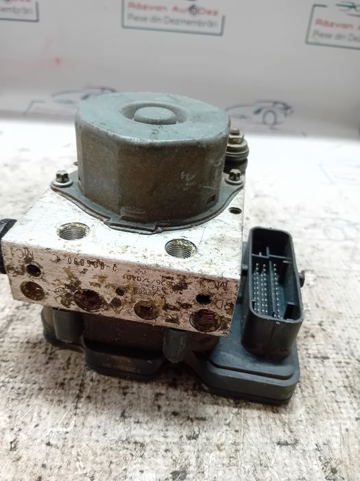 pompa abs renault clio 4 2008