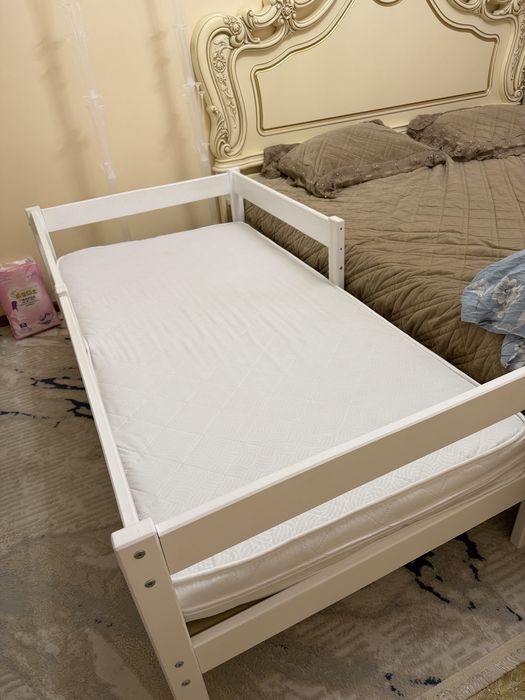 Продается кровать детский срочно