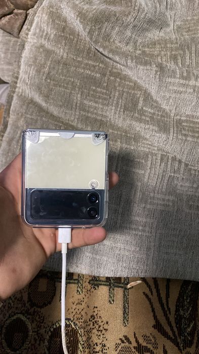 Продам,обмен зет флип 3