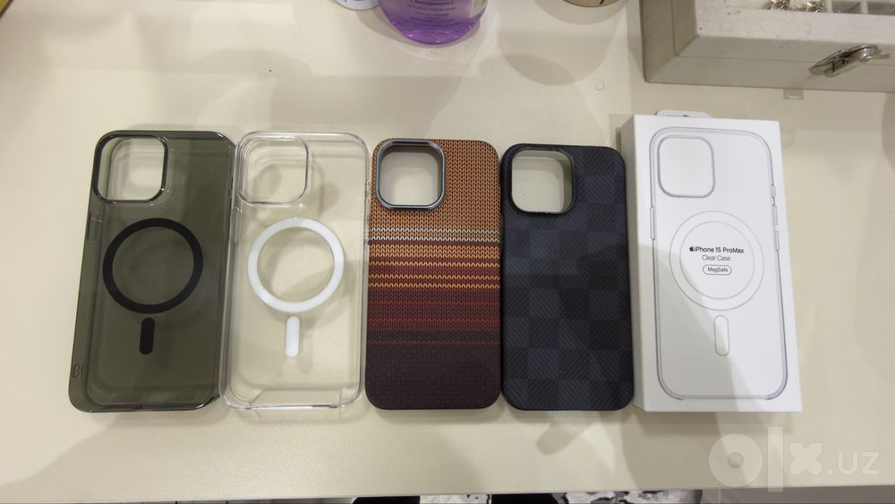iPhone 15 Pro Max uchun original va sifatli chexollar (4 ta)