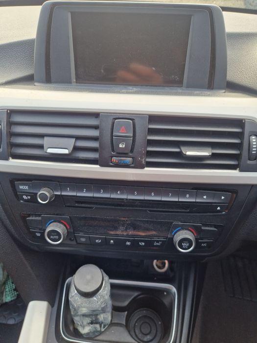 Panou clima unitate navigatie grila buton avarie bmw seria 3 f30 / f31