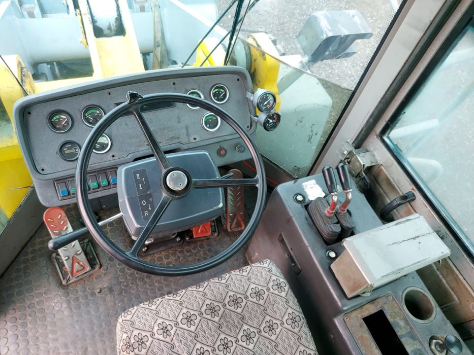 Продаётся погрузчик