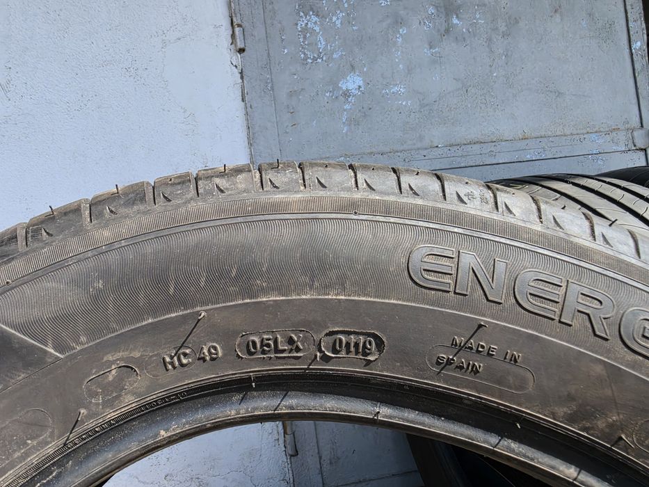4 бр. летни гуми 215/60/16 Michelin DOT 0119 5-5,5 mm