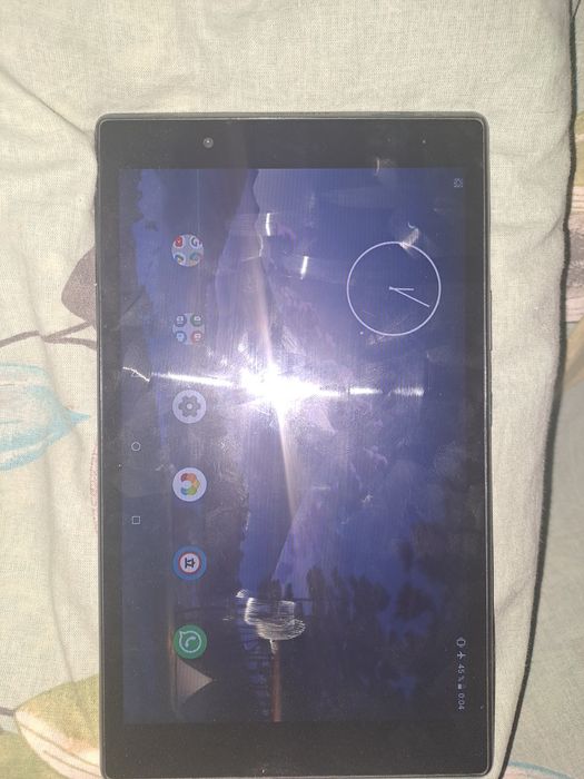 Планшет: Lenovo Tab 4 (TB-8504X)