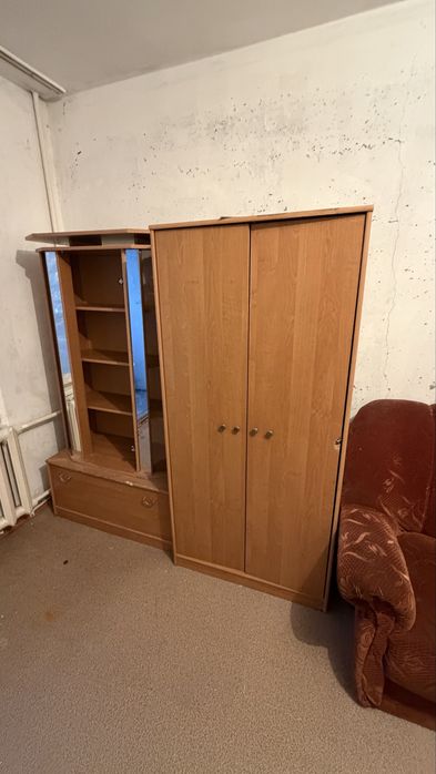 Продам шкаф и углавой диван бу
