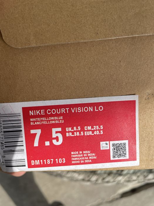 Продам новые кроссовки найк