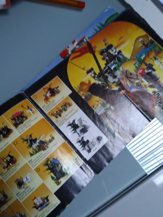 Стари каталози и брошури lego