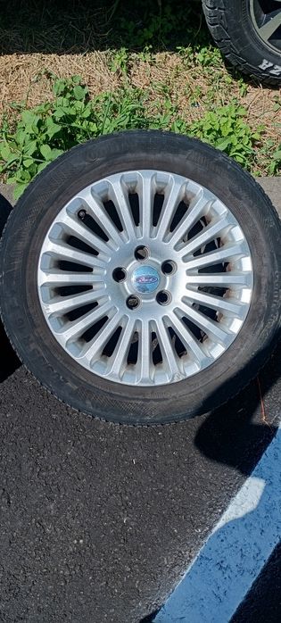 Jante aliaj Ford Focus 16''  x5 echipate cu cauciucuri mixte 205/55/16