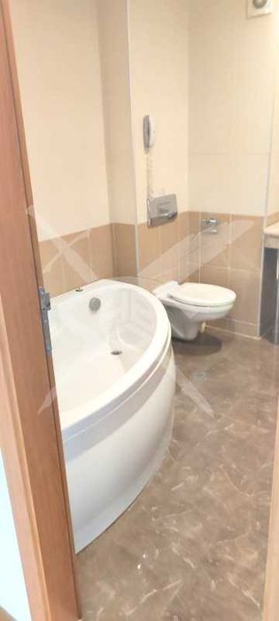 Продава се Двустаен апартамент в к.к. Слънчев бряг - 72 кв.м за 1080 €/кв.м - Снимка #2