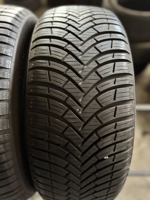 215/55/17 ALLSEASON, 2x BFGoodrich , Stare Ca Noi