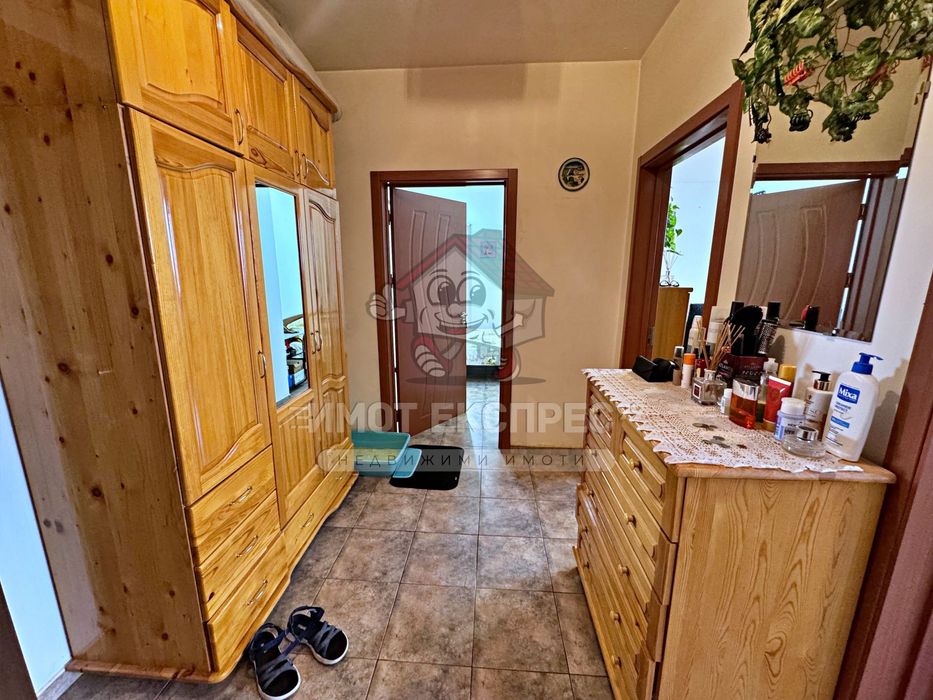 Продава се Тристаен апартамент в Асеновград - 68 кв.м за 1238 €/кв.м - Снимка #13