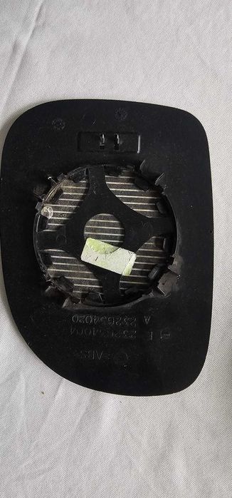 Vând set 2 sticle oglindă originale Mercedes pentru Viano / Vito W639