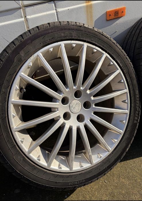 Продавам джанти за алфа Ромео