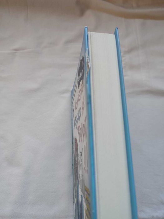 Нови книжки с твърди корици с дунапрен и само с  твърди корици