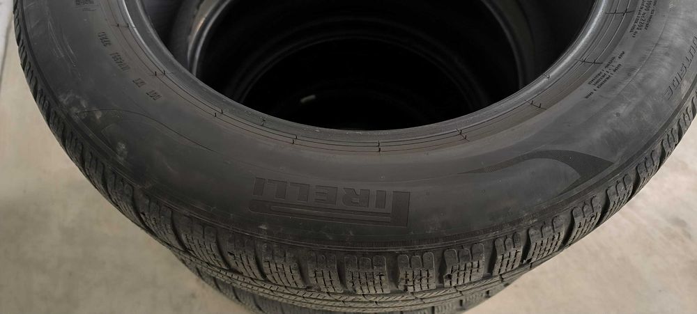 Зимни гуми, Pirelli 235/60/20, Дот 2021г