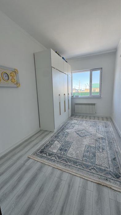 Жаңадан салынған үлкен үй!