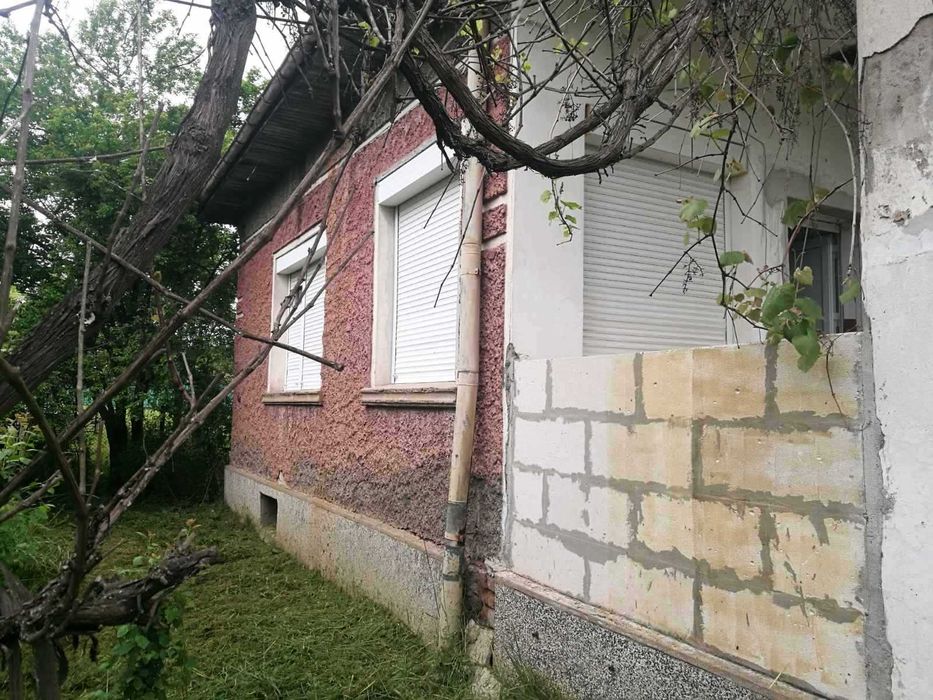 Продава се Къща в с. Ярджиловци, Област Перник - 66 кв.м за 682 €/кв.м - Снимка #1