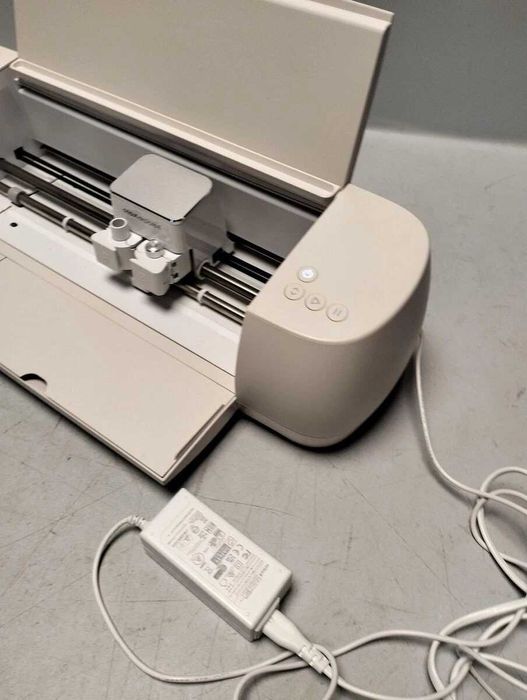 Професионален Режещ плотер CRICUT Explore 4