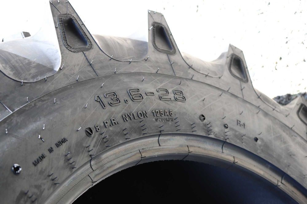 Cauciucuri 13.6-28 Ceat 8 ply pentru tractor spate u445