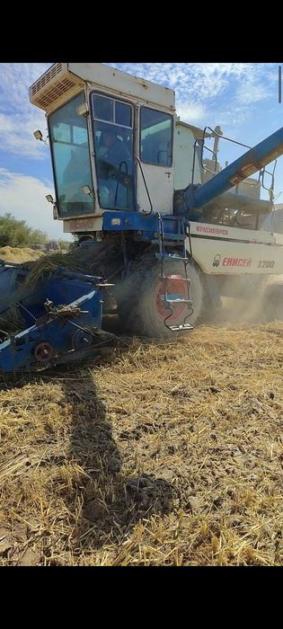 Комбайн Енисей 1200