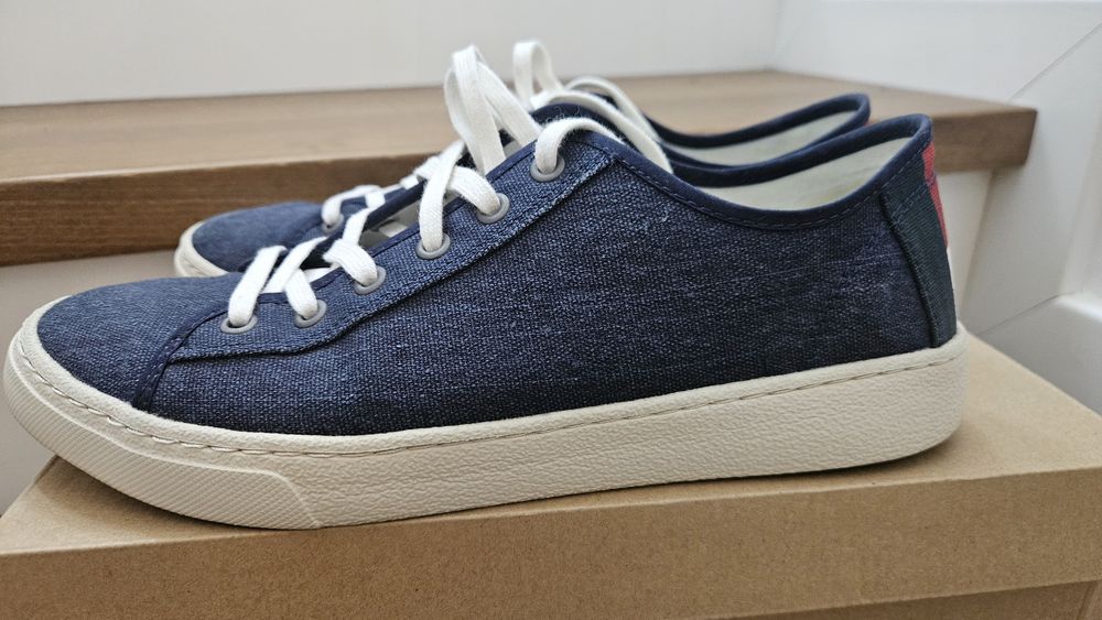 Vand tenesi Tommy Hilfiger 41