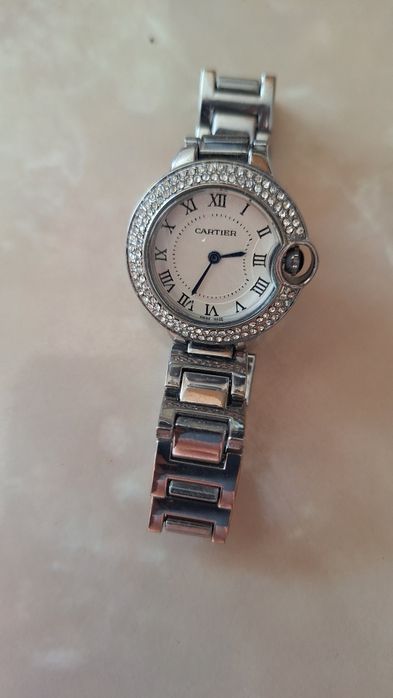 Ceas Cartier,aproape nou.