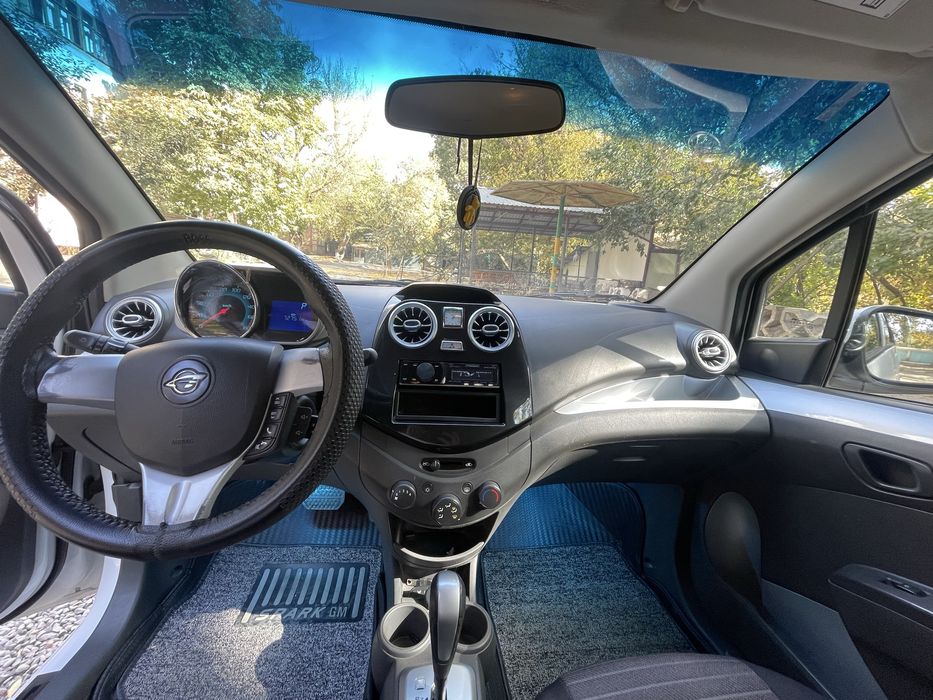 Spark Ravon 4-pazitsiya