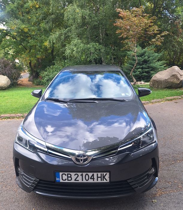 Toyota Corolla, съхраняван в гараж