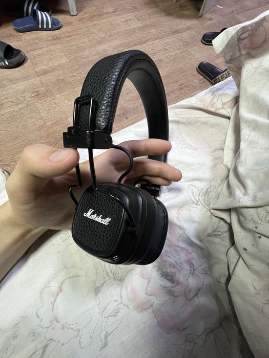 Marshall V наушники