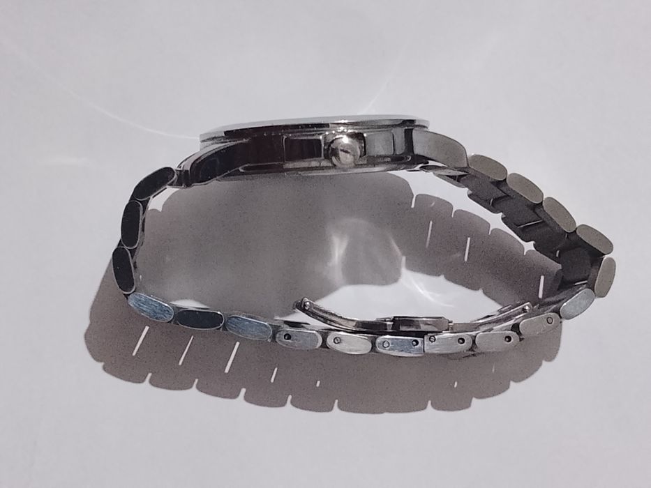 Tissot 1853 erkaklar qo‘l soati sotiladi 
Ko‘k siferblatli, juda