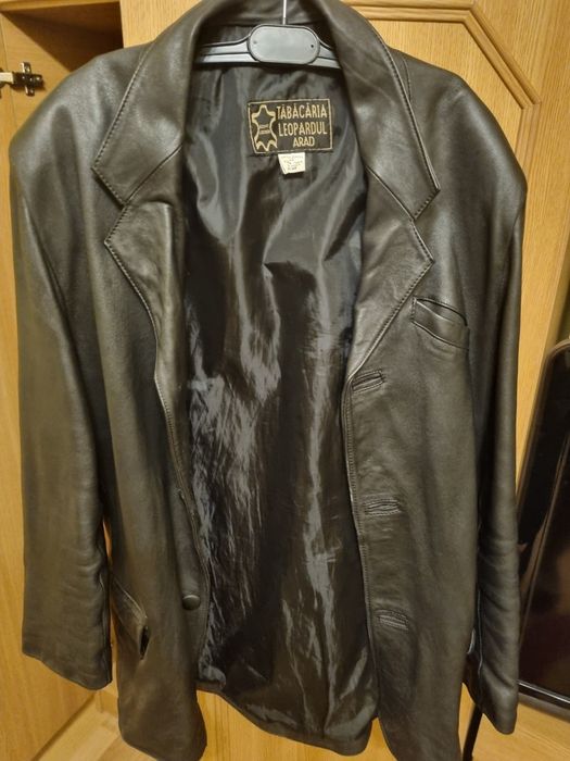 De vanzare sacou piele