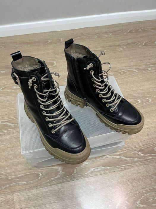 Продам обувь кожанную