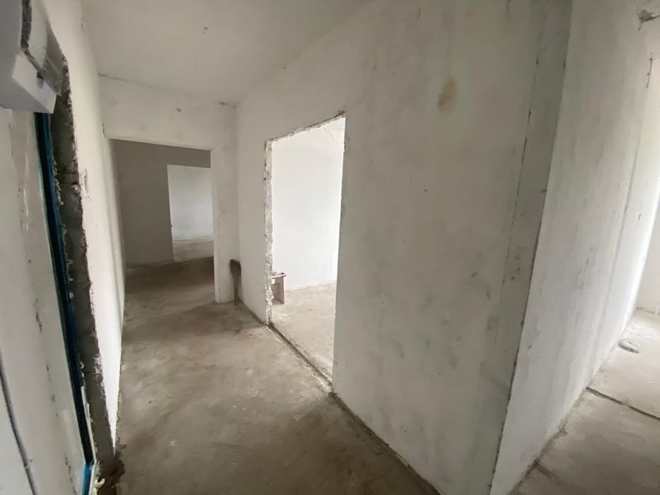 Продам 3 Ком квартиру в микрорайоне Центральный