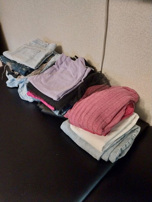 Продам вещи на девочку 128-134 см.