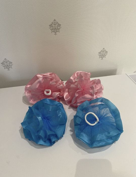 Продам бантики для девочек