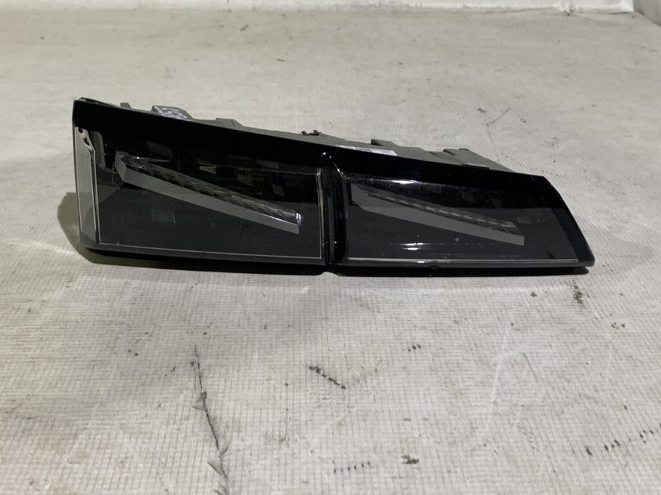 Stop stanga spate pe hayon, Peugeot 308 GT, 2021, 2022, 2023, 2024, cod origine OE 9835300480.