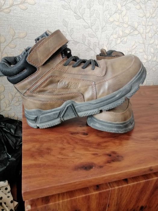 Детская обувь в идеальном состояние