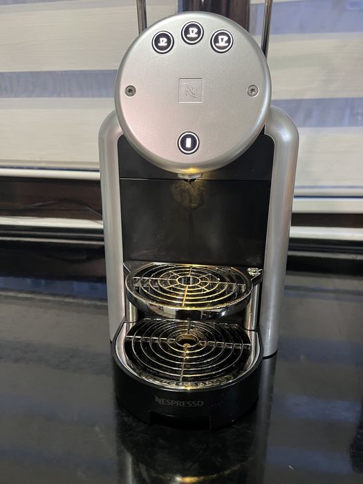 Espressor nespresso zenius profesional