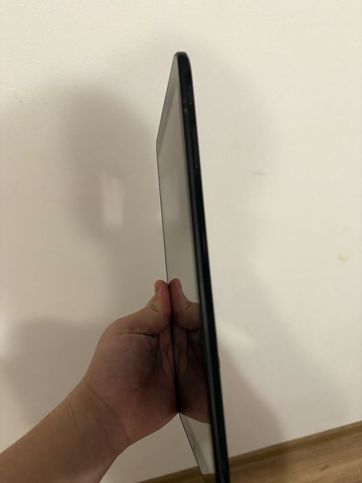 Tableta Samsung Galaxy Tab 3 10.1 baterie stricata