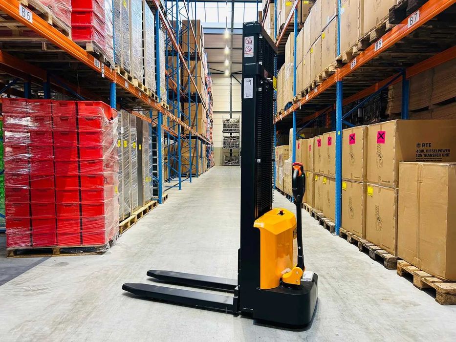 Stivuitor electric RTE PS3500 | 1.500 kg | Ridicare 3,5 m | Stacker