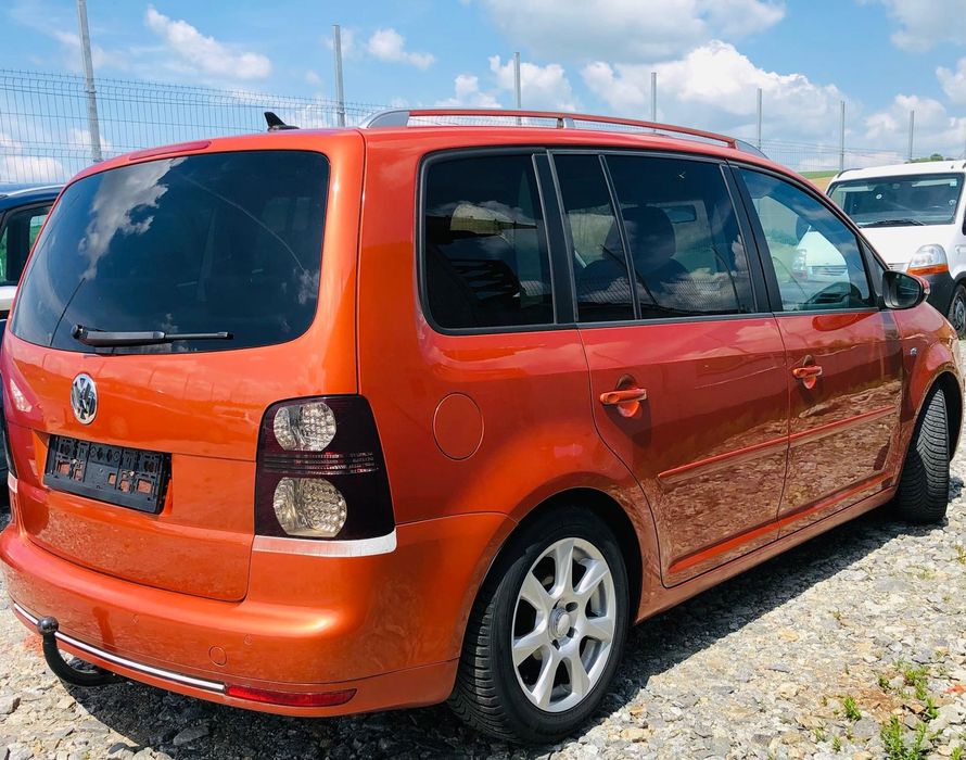 Volkswagen Touran automat 2.0 TDI 170 CP