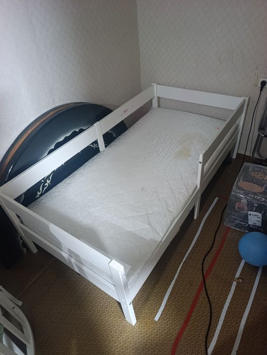 Продам кроватку детскую